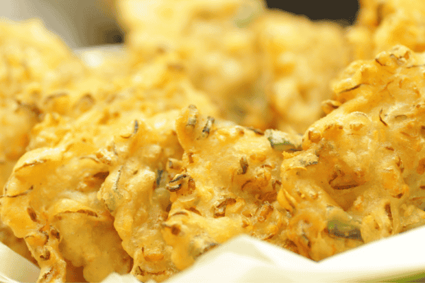 Aneka Gorengan, Kenikmatan Camilan yang Tak Pernah Lekang oleh Waktu-ayujajan